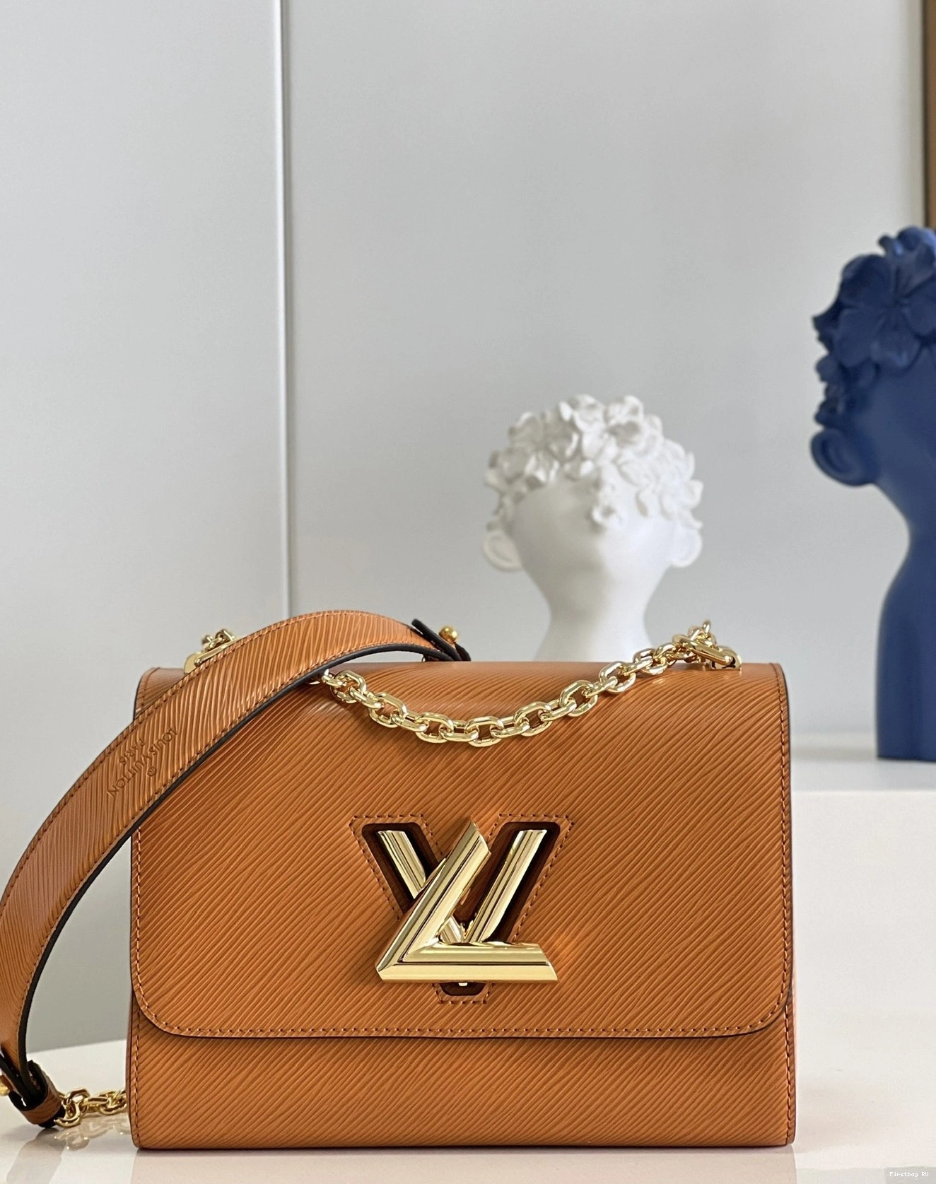 Firstbag MM VUITTON LOUIS TWIST 0728